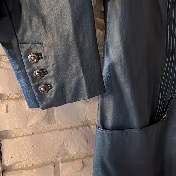 Vintage DENIM & CO Blue Leather Blazer - Picture 3 of 9